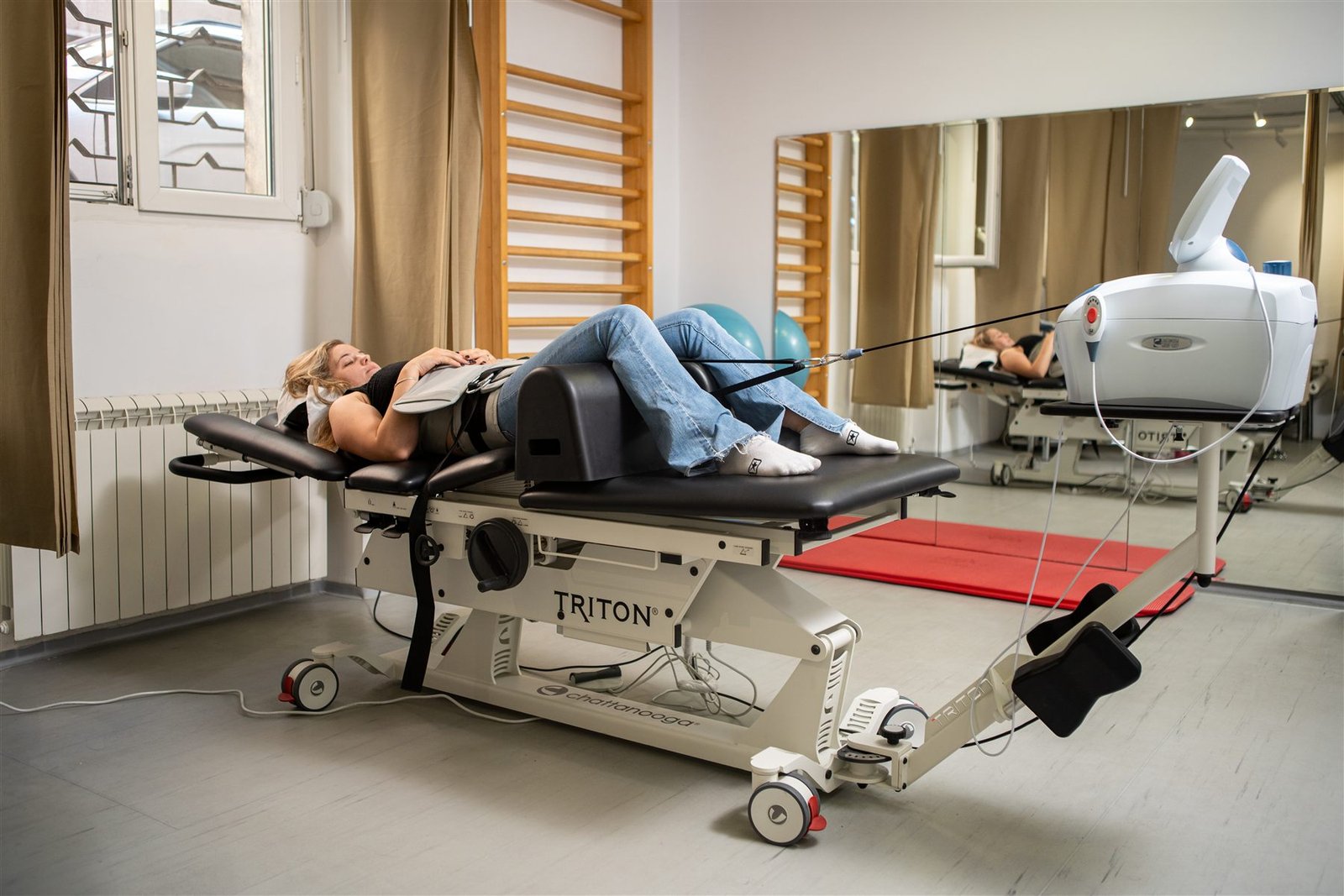 TRITON sto za spinalnu dekompresiju